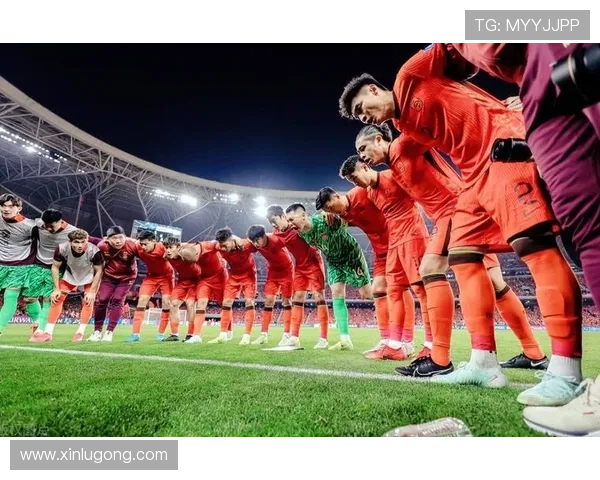 国足鏖战九十分钟顽强逼平劲旅展现新时代中国足球拼搏精神 国足鏖战九十分钟顽强逼平劲旅展现新时代中国足球拼搏精神