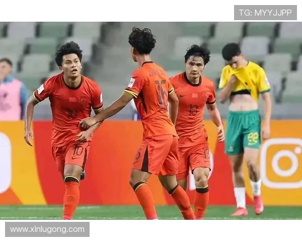 国足逆转取胜点燃球迷激情新赛季展望备受期待全国赛事热度持续攀升 国足逆转取胜点燃球迷激情新赛季展望备受期待全国赛事热度持续攀升