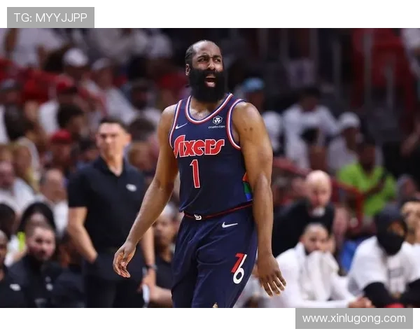 NBA新赛季风云再起巨星动向交易传闻与争冠格局全面解析趋势前瞻